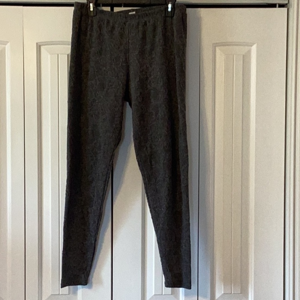 Chalet patterned leggings